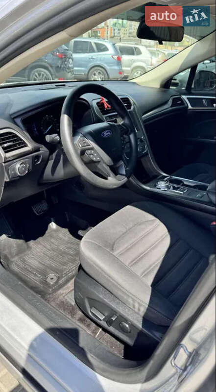 Седан Ford Fusion 2018 в Кропивницком