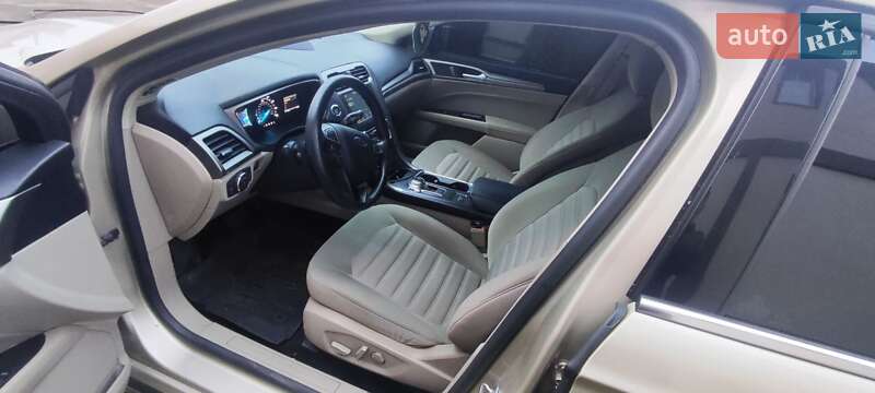 Седан Ford Fusion 2017 в Киеве фото 5 Седан Ford Fusion 2017 в Киеве