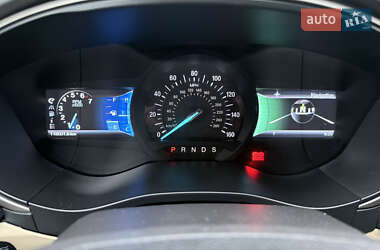 Седан Ford Fusion 2012 в Надворной