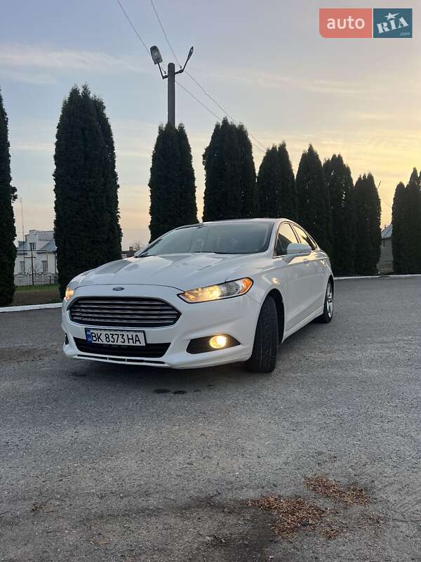 Седан Ford Fusion 2013 в Дубно фото 2 Седан Ford Fusion 2013 в Дубно