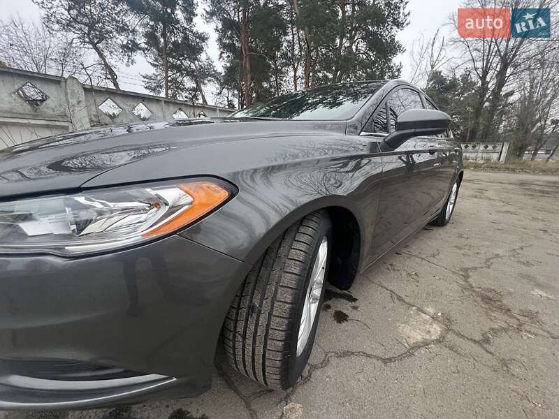 Седан Ford Fusion 2017 в Киеве фото 3 Седан Ford Fusion 2017 в Киеве