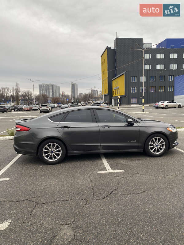 Седан Ford Fusion 2017 в Киеве фото 7 Седан Ford Fusion 2017 в Киеве