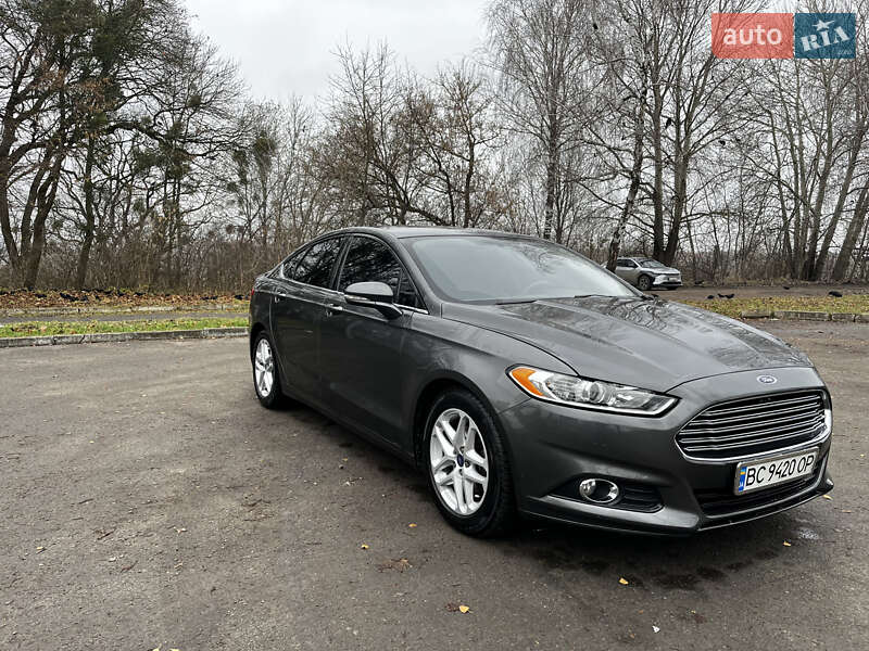 Седан Ford Fusion 2016 в Золочеве