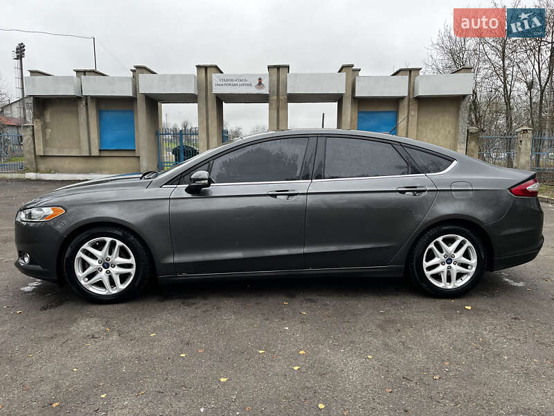 Седан Ford Fusion 2016 в Золочеве