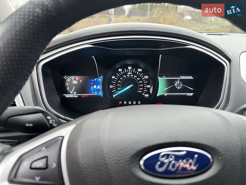 Седан Ford Fusion 2016 в Золочеве