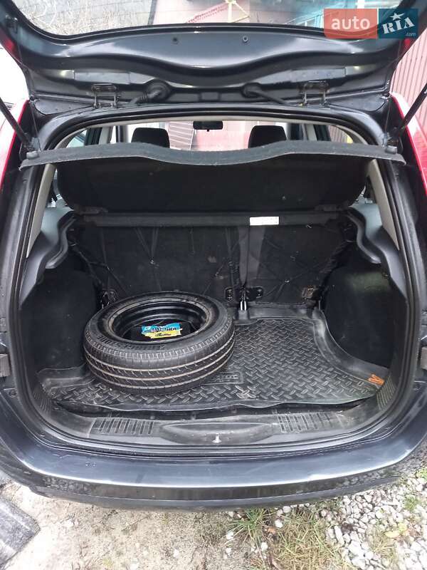 Хэтчбек Ford Fusion 2009 в Днепре фото 20 Хэтчбек Ford Fusion 2009 в Днепре