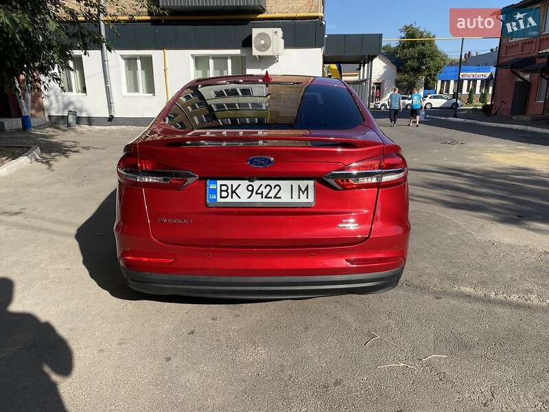 Седан Ford Fusion 2020 в Ровно