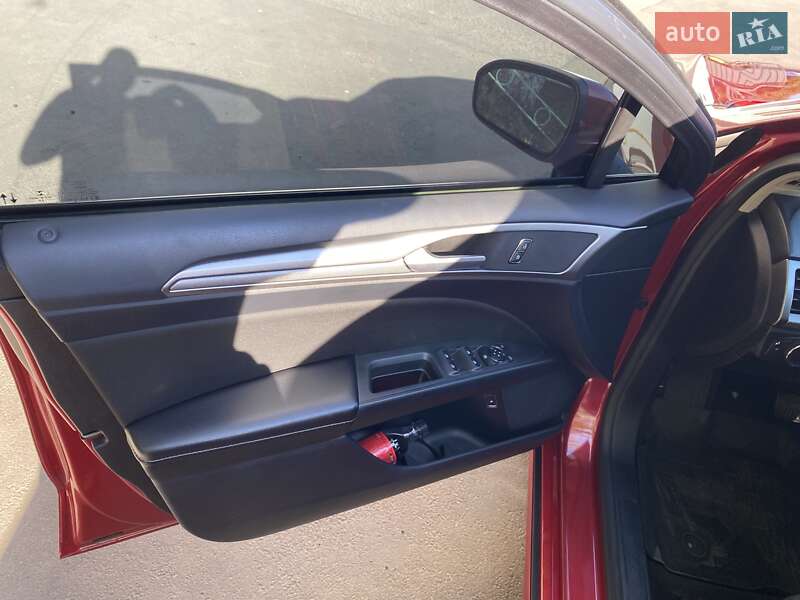 Седан Ford Fusion 2020 в Ровно