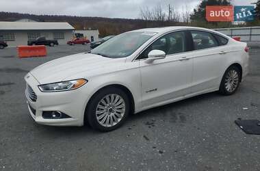 Ford Fusion 2016