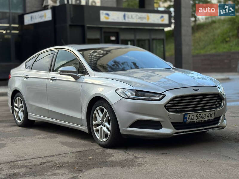 Седан Ford Fusion 2015 в Киеве