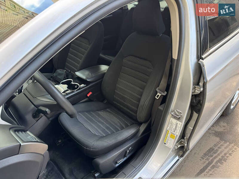 Седан Ford Fusion 2015 в Киеве