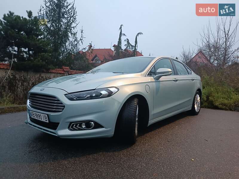 Седан Ford Fusion 2013 в Виннице