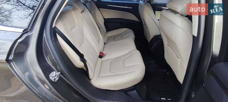 Седан Ford Fusion 2017 в Киеве фото 6 Седан Ford Fusion 2017 в Киеве