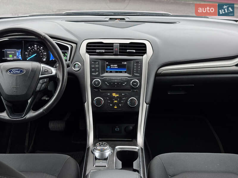 Седан Ford Fusion 2017 в Киеве