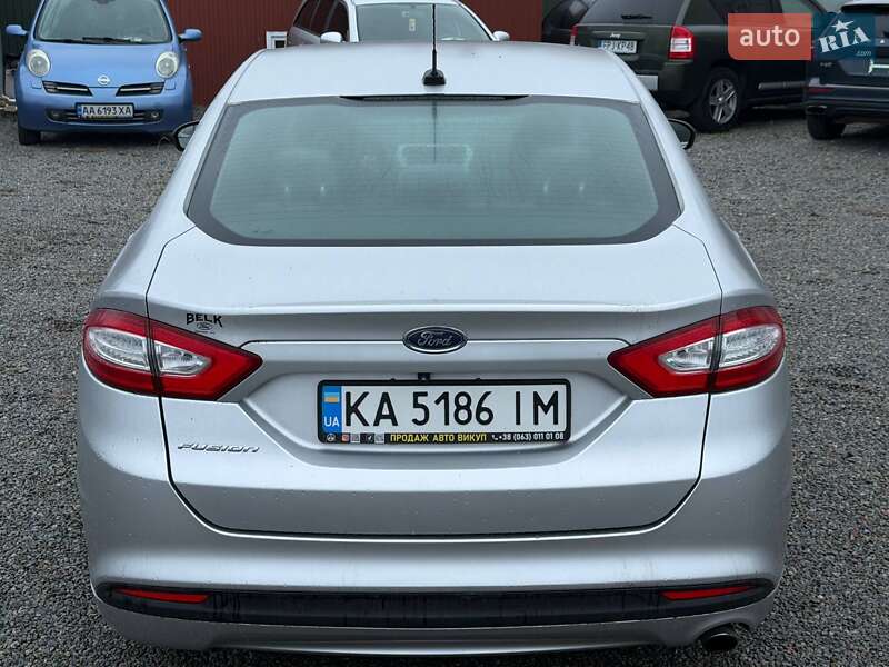 Седан Ford Fusion 2014 в Борисполі