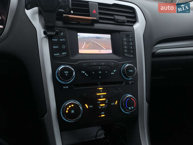 Седан Ford Fusion 2016 в Киеве фото 23 Седан Ford Fusion 2016 в Киеве
