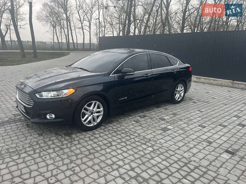 Седан Ford Fusion 2014 в Виннице