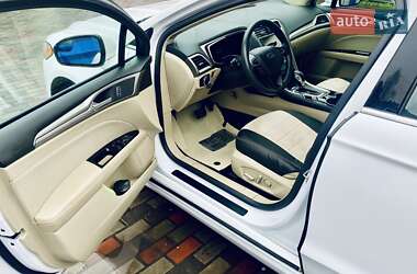 Седан Ford Fusion 2014 в Черкассах