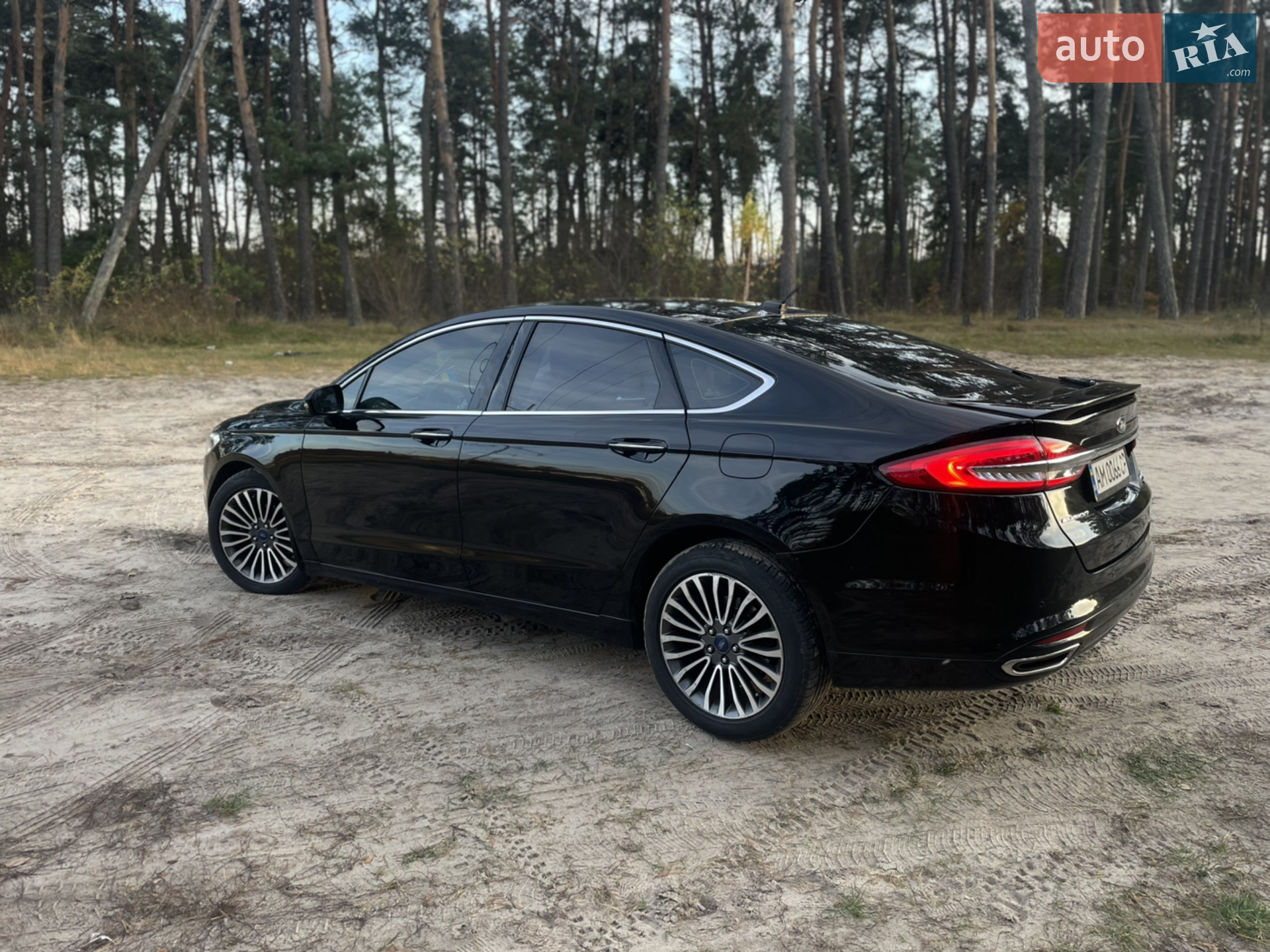 2016 Ford Fusion - мініатюра 23