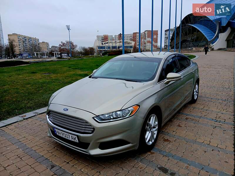Ford Fusion 2015