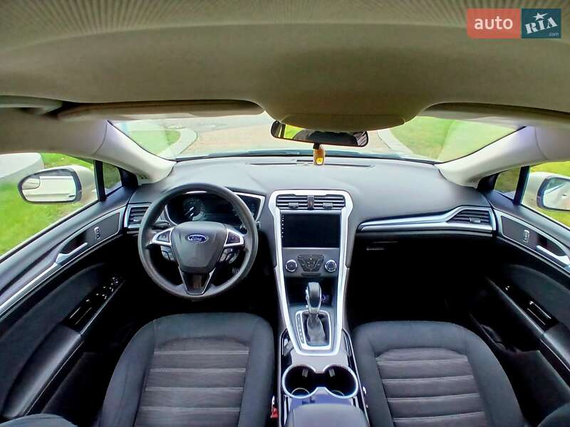 Седан Ford Fusion 2015 в Южном фото 15 Седан Ford Fusion 2015 в Южном