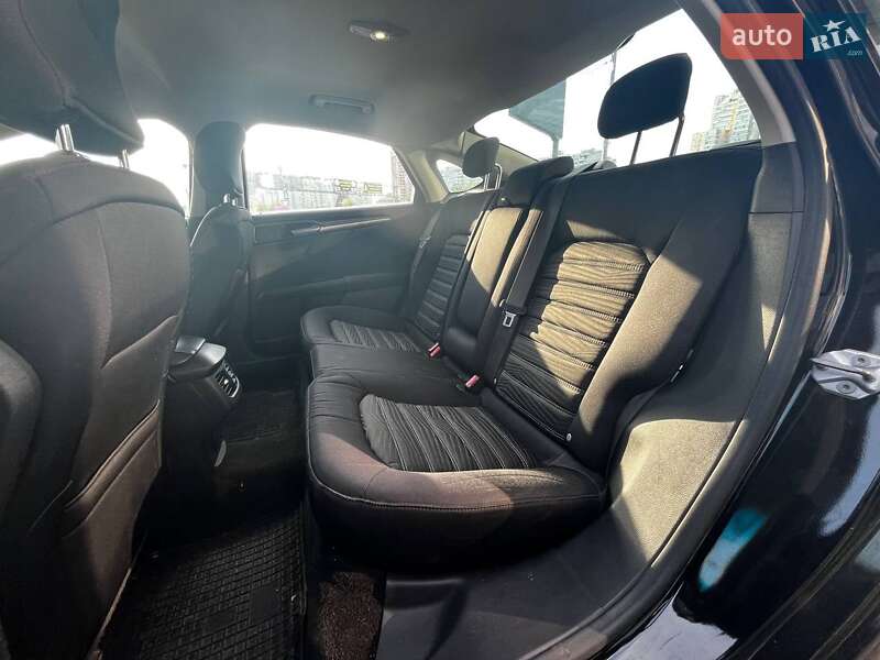 Седан Ford Fusion 2016 в Киеве фото 14 Седан Ford Fusion 2016 в Киеве