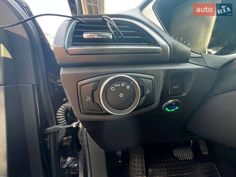 Седан Ford Fusion 2016 в Киеве фото 17 Седан Ford Fusion 2016 в Киеве