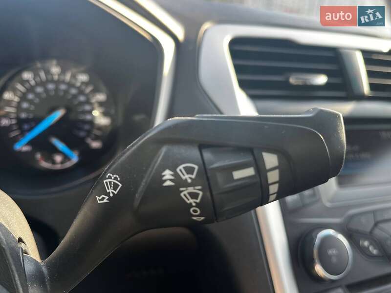 Седан Ford Fusion 2016 в Киеве фото 21 Седан Ford Fusion 2016 в Киеве