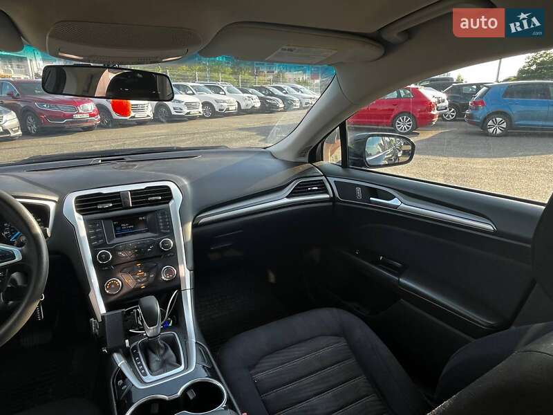 Седан Ford Fusion 2016 в Киеве фото 30 Седан Ford Fusion 2016 в Киеве