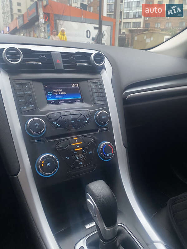 Седан Ford Fusion 2015 в Одессе