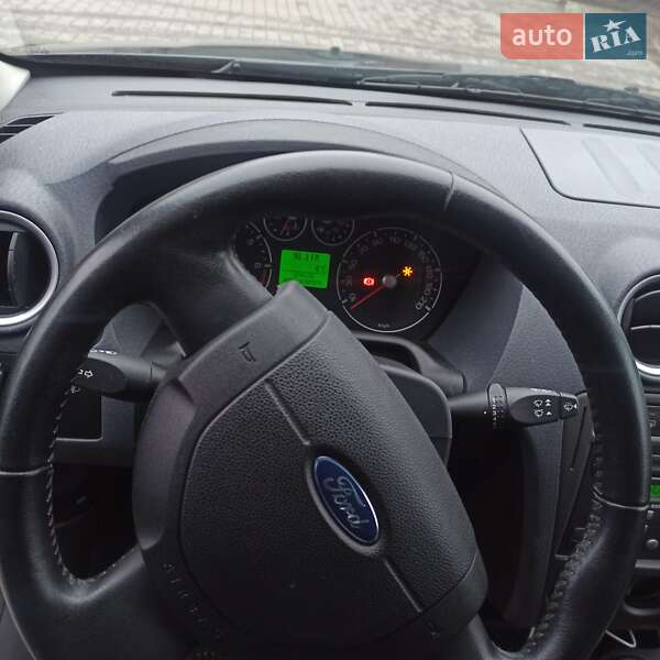 Хэтчбек Ford Fusion 2008 в Ивано-Франковске