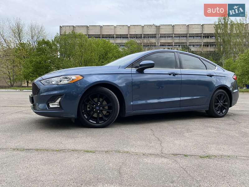 Седан Ford Fusion 2018 в Одессе