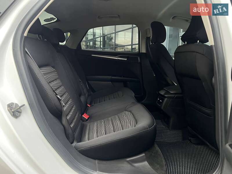 Седан Ford Fusion 2016 в Ивано-Франковске фото 23 Седан Ford Fusion 2016 в Ивано-Франковске