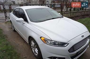 Седан Ford Fusion 2016 в Первомайске