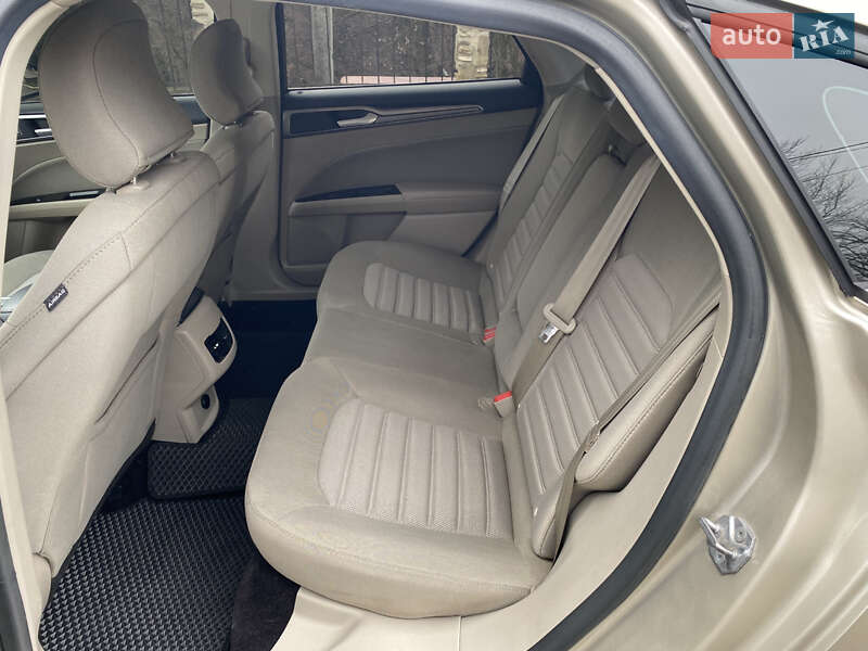 Седан Ford Fusion 2017 в Черновцах фото 28 Седан Ford Fusion 2017 в Черновцах