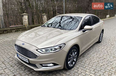 Седан Ford Fusion 2017 в Черновцах