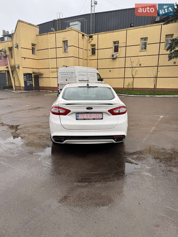 Седан Ford Fusion 2015 в Киеве