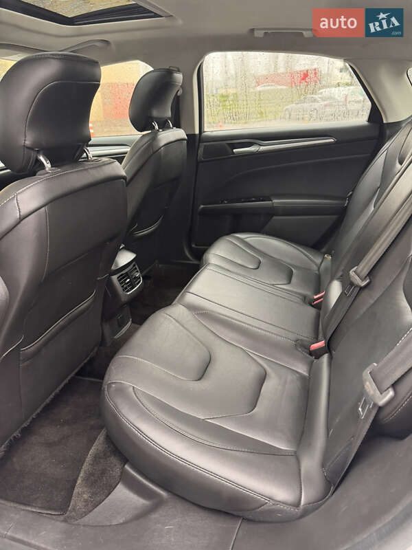 Седан Ford Fusion 2015 в Киеве