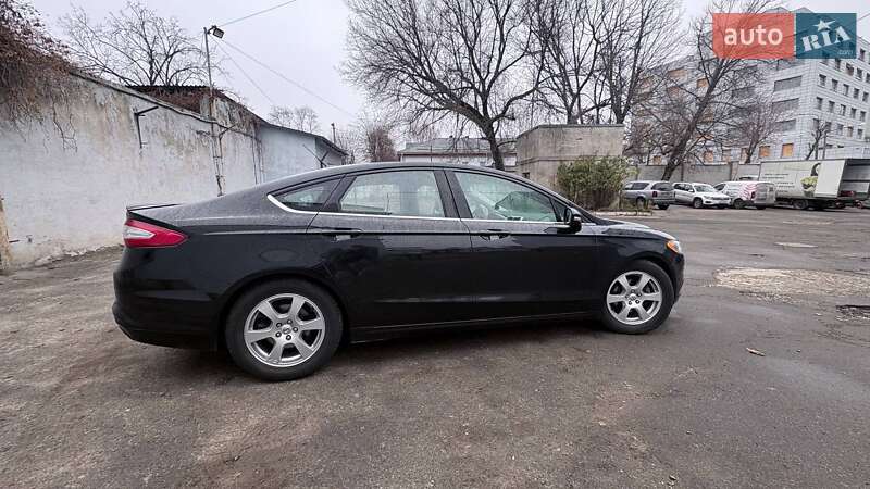 Седан Ford Fusion 2013 в Киеве