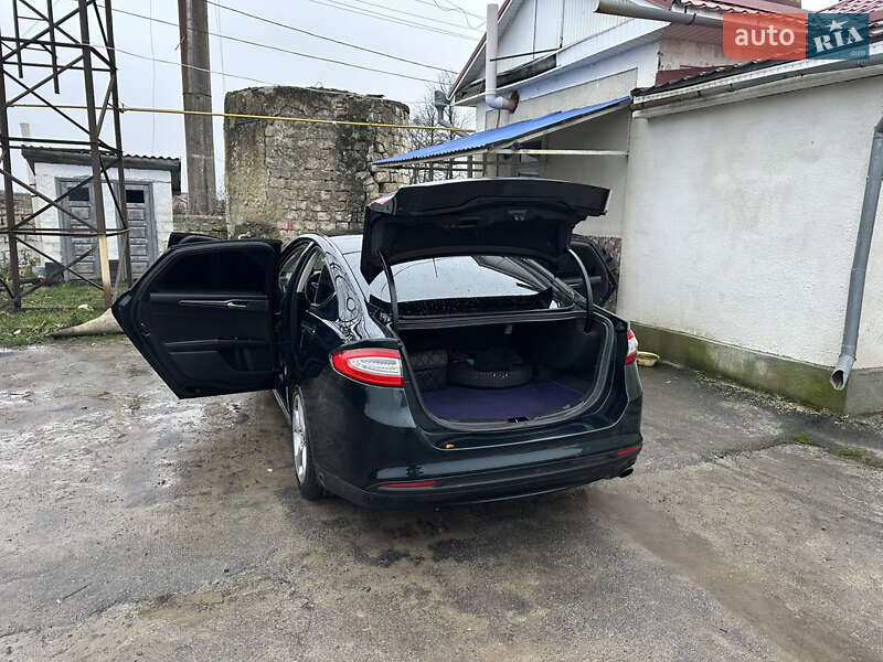 Седан Ford Fusion 2013 в Чернівцях фото 5 Седан Ford Fusion 2013 в Чернівцях