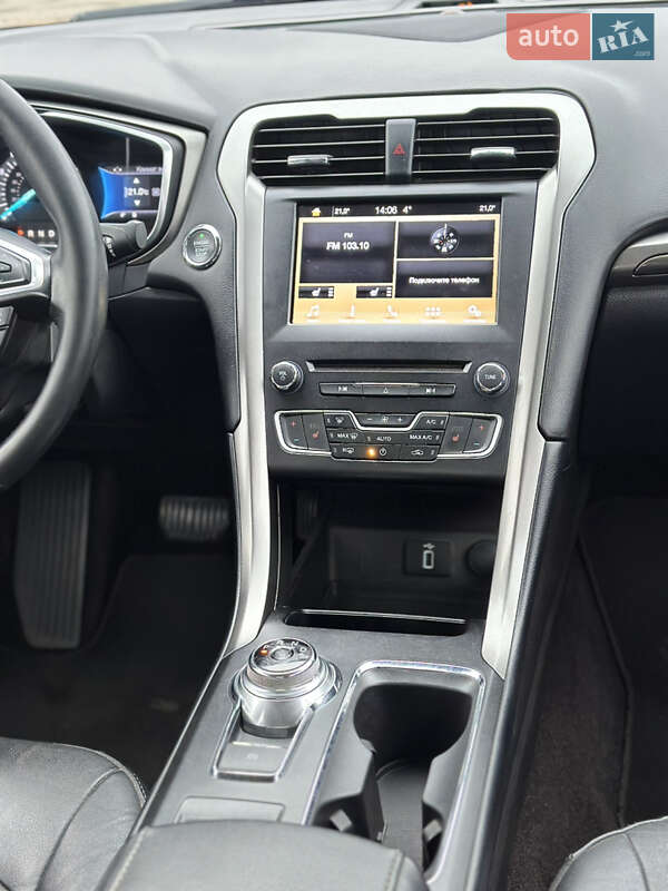Седан Ford Fusion 2016 в Киеве фото 21 Седан Ford Fusion 2016 в Киеве