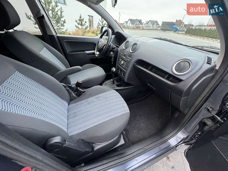 Хэтчбек Ford Fusion 2009 в Луцке