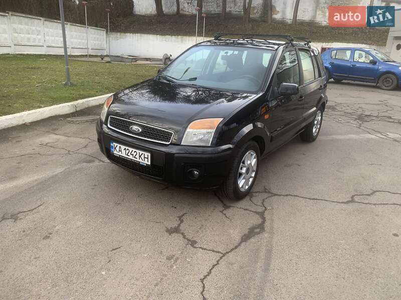 Хетчбек Ford Fusion 2008 в Львові