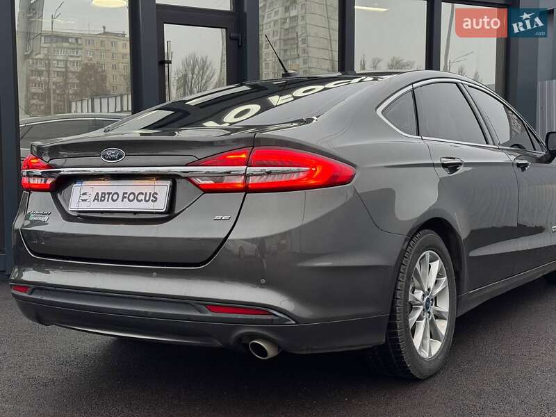 Седан Ford Fusion 2016 в Киеве фото 6 Седан Ford Fusion 2016 в Киеве