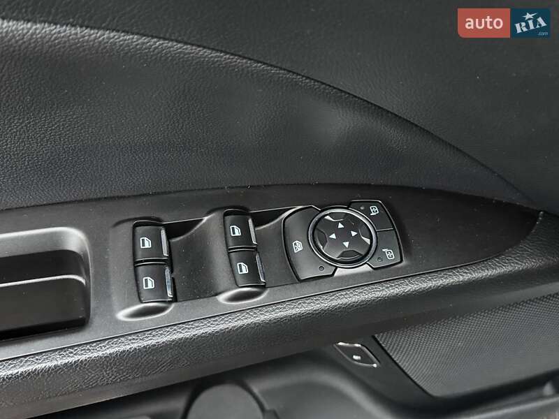 Седан Ford Fusion 2016 в Киеве фото 16 Седан Ford Fusion 2016 в Киеве