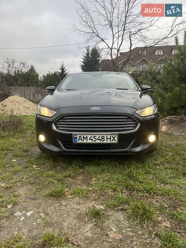 Седан Ford Fusion 2015 в Житомире