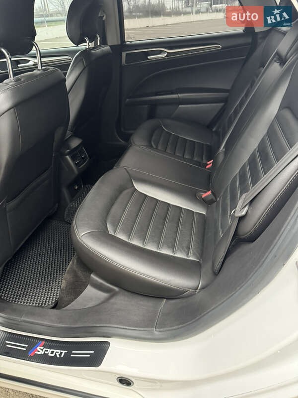 Седан Ford Fusion 2014 в Білгороді-Дністровському фото 13 Седан Ford Fusion 2014 в Білгороді-Дністровському