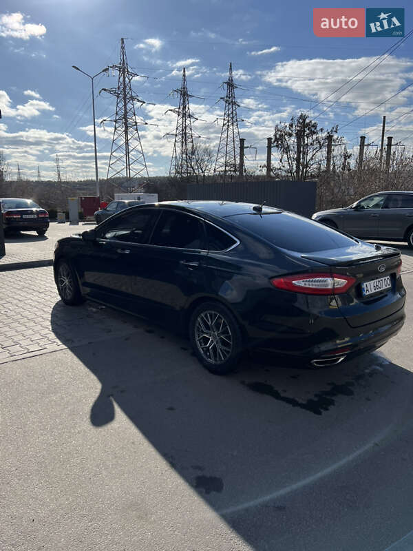 Седан Ford Fusion 2013 в Вышгороде