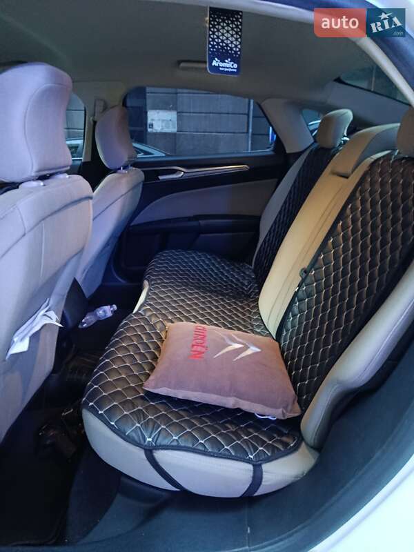 Седан Ford Fusion 2019 в Киеве фото 24 Седан Ford Fusion 2019 в Киеве
