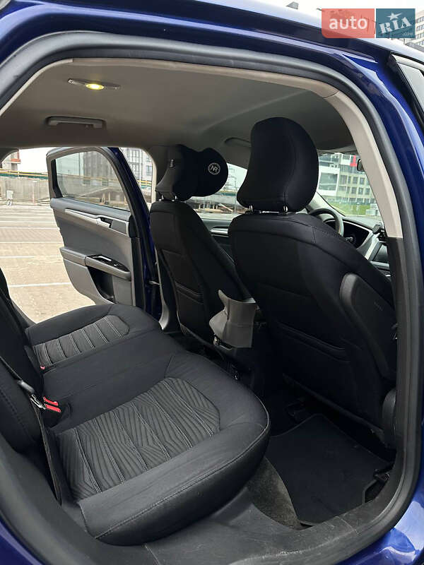 Седан Ford Fusion 2016 в Киеве фото 12 Седан Ford Fusion 2016 в Киеве